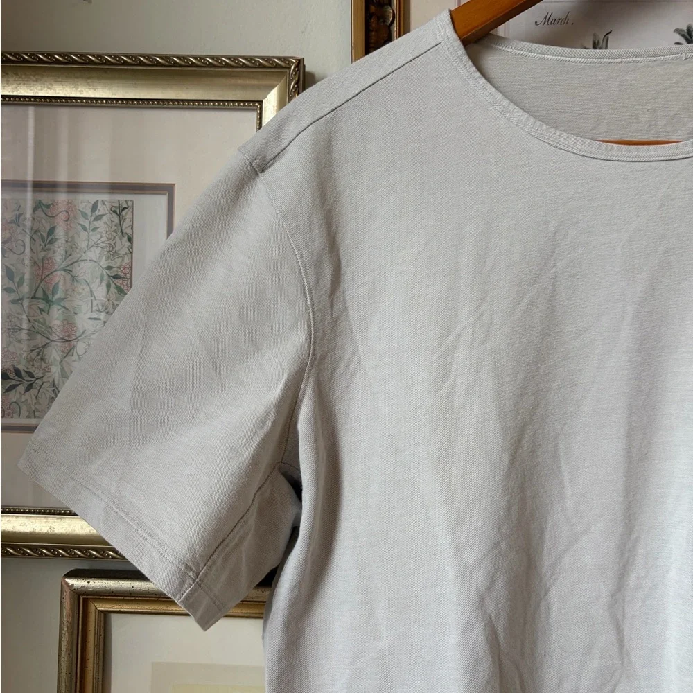 Lululemon Chest Pocket Relaxed Fit Tee Oxford Grey Large